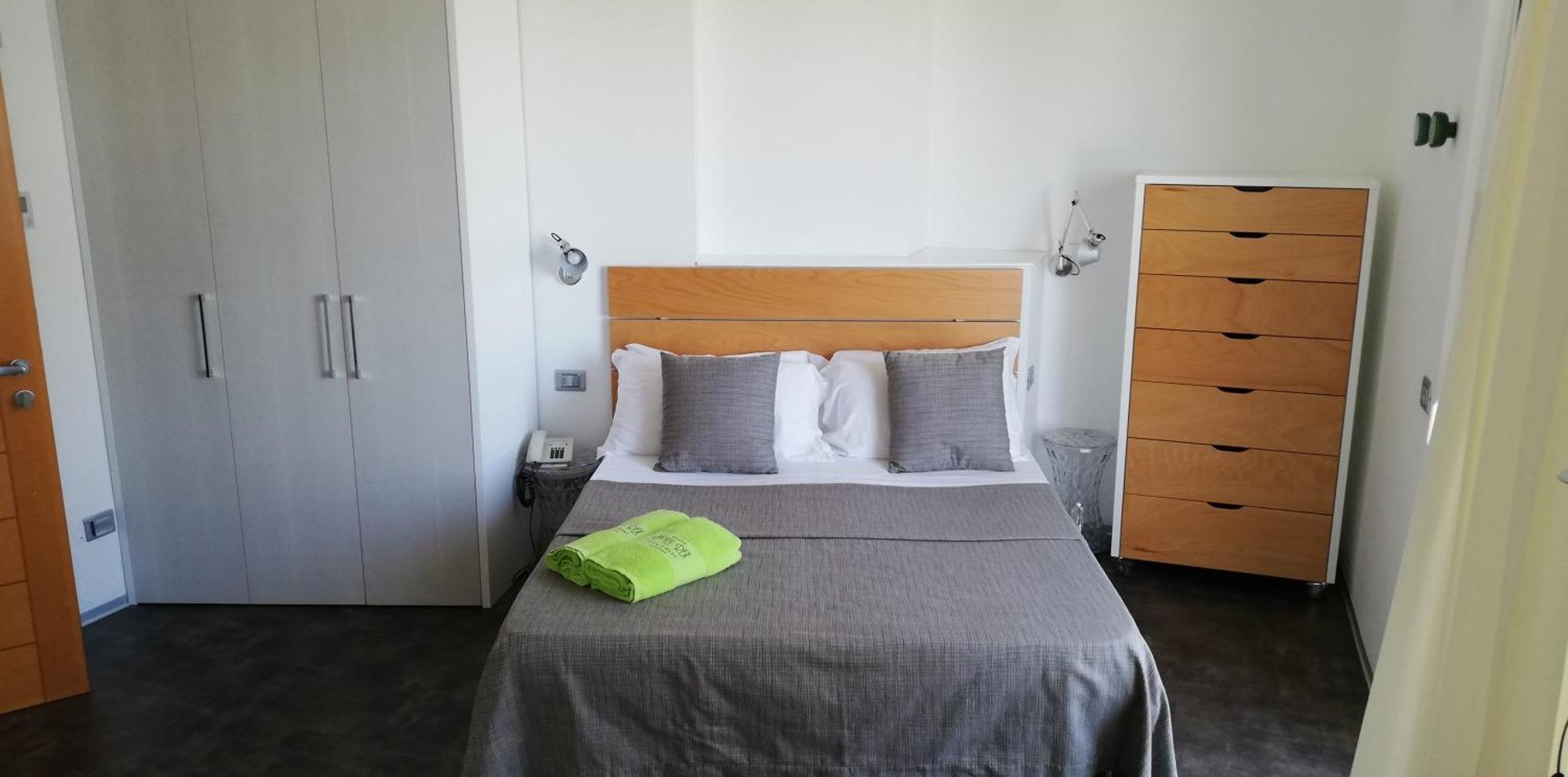 Hotel Rex - Fronte mare Riccione Esterno foto