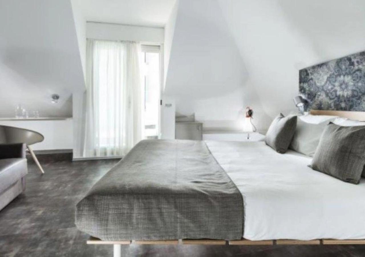 Hotel Rex - Fronte mare Riccione Esterno foto