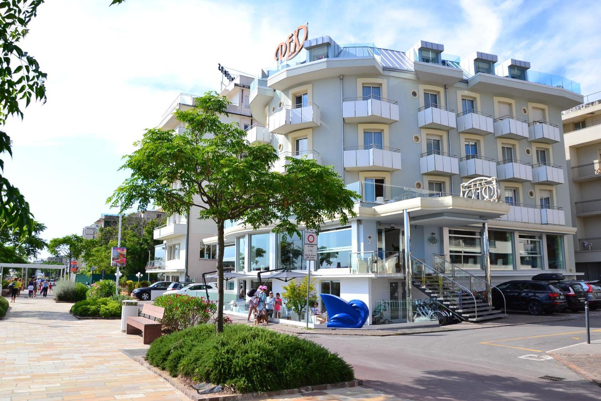Hotel Rex - Fronte mare Riccione Esterno foto